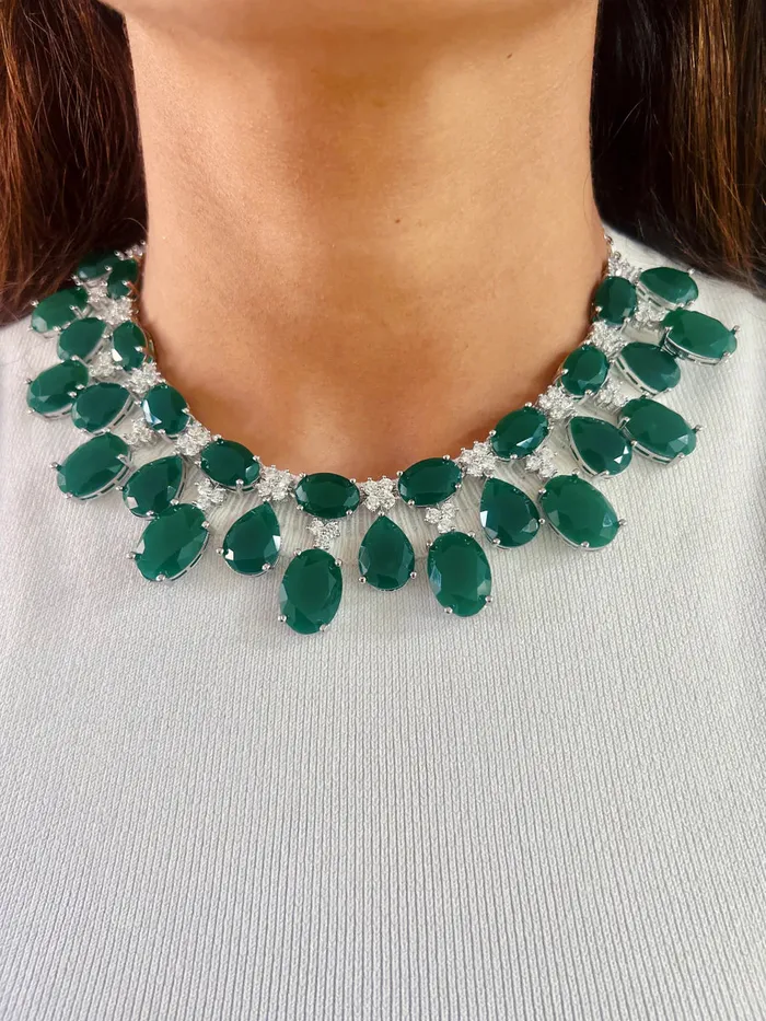 Necklaces PRERTO ECOMMERCE PRIVATE LIMITED Maharani Beline Statement 4 Layer Emerald Drop Necklace Set Earrings Necklace