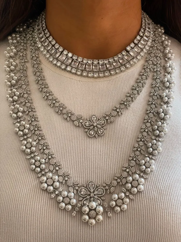 PRERTO ECOMMERCE PRIVATE LIMITED Necklaces Maharani Cushion Dimonte 3 Layer Diamond and Pearly Floret Necklace Set PRERTO ECOMMERCE PRIVATE LIMITED Necklaces Maharani Cushion Dimonte 3 Layer Diamond and Pearly Floret Necklace Set