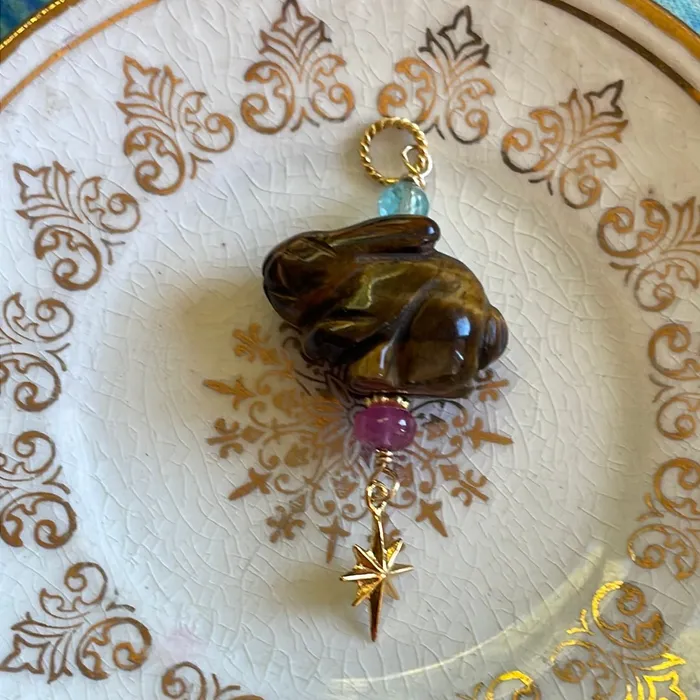 Necklaces Vintage Paris Jewelry Carved Rabbit Pendant Tigers Eye Ruby and Fluorite Gold Filled Handmade Necklaces Vintage Paris Jewelry Carved Rabbit Pendant Tigers Eye Ruby and Fluorite Gold Filled Handmade