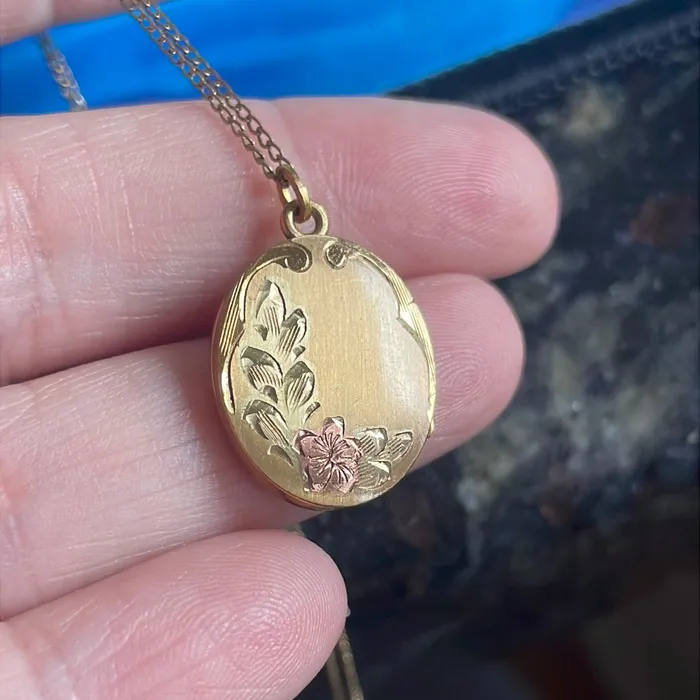 Vintage Paris Jewelry Gold Flower Locket Rose Gold Flower Gold Filled Vintage Earrings Vintage Paris Jewelry Gold Flower Locket Rose Gold Flower Gold Filled Vintage Earrings